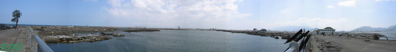 Photo in Banda Aceh, see caption above.