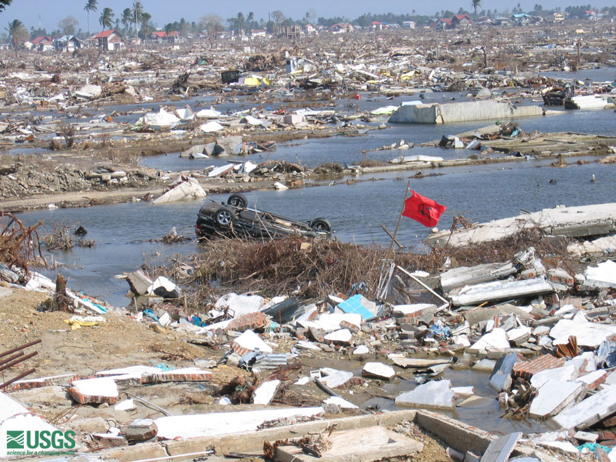 Photo in Banda Aceh, see caption above.