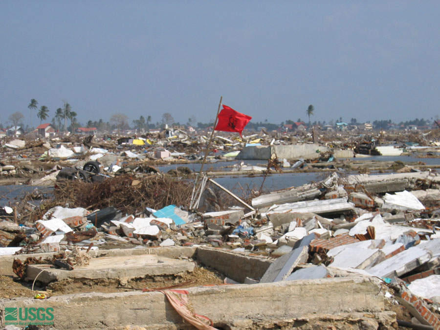 Photo in Banda Aceh, see caption above.