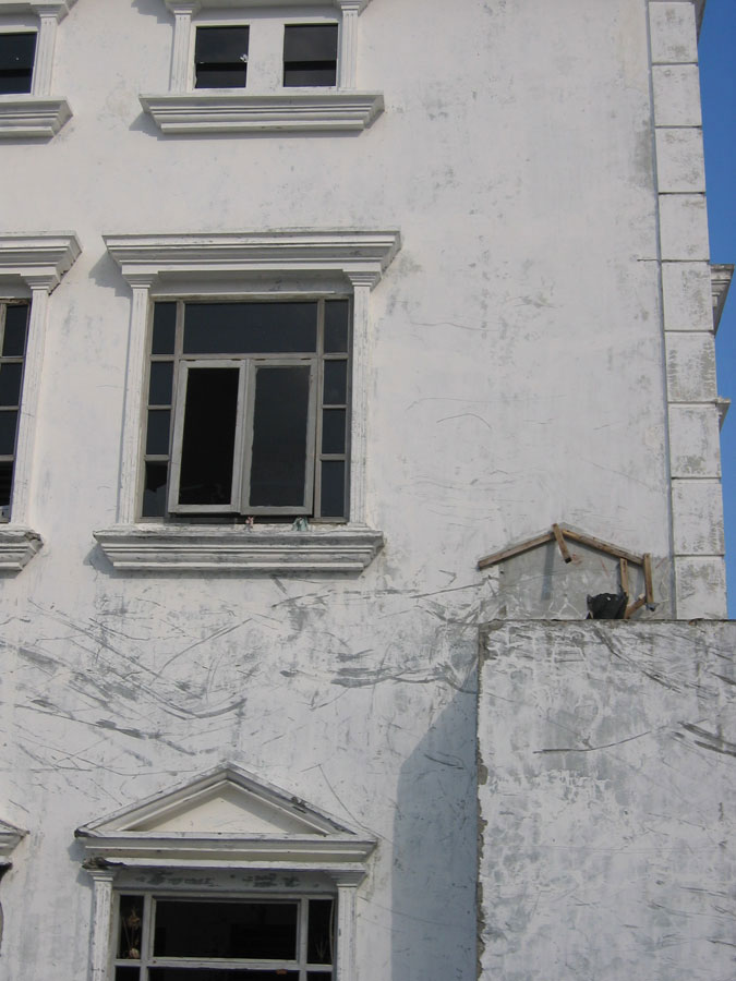 Photo in Banda Aceh, see caption above.