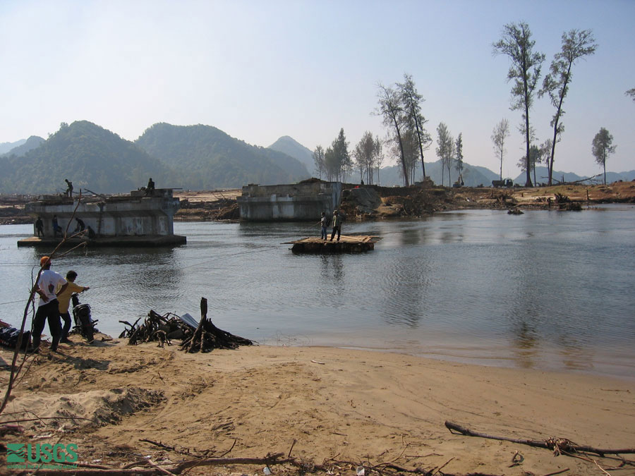 Photo in Sumatra, see caption above.