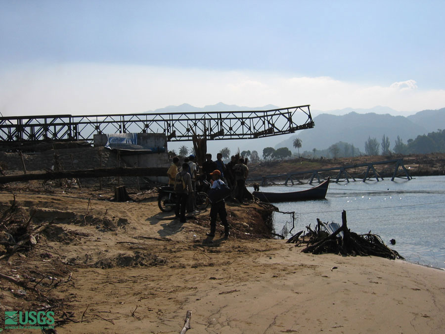 Photo in Sumatra, see caption above.