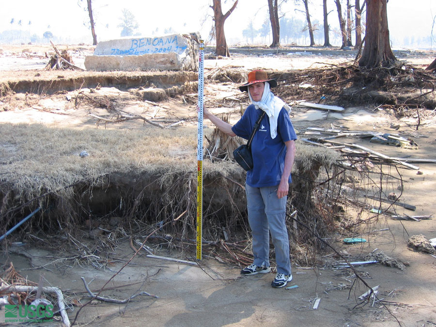 Photo at the Lampuuk golf course survey site, see caption above