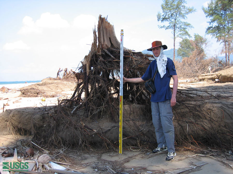 Photo at the Lampuuk golf course survey site, see caption above