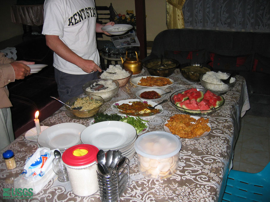 Photo in Banda Aceh, see caption above